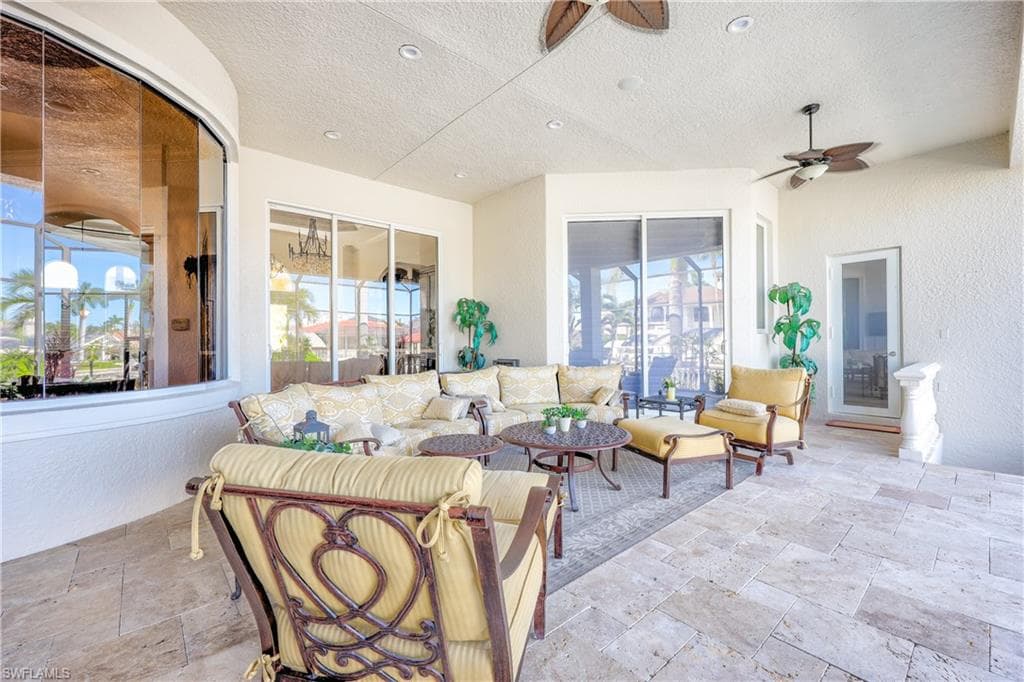 447 Egret AVE, NAPLES FL 34108-32