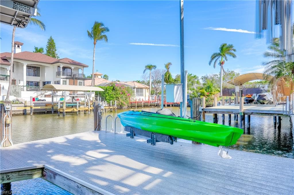 447 Egret AVE, NAPLES FL 34108-40