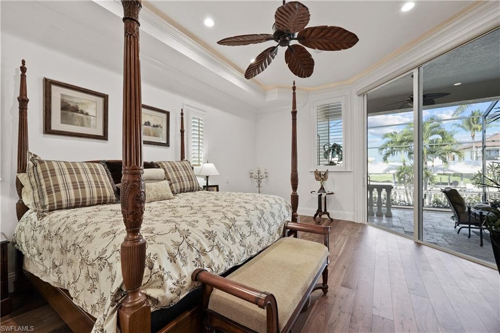 447 Egret AVE, NAPLES FL 34108-17