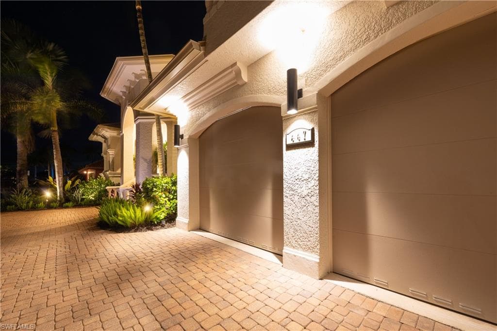 447 Egret AVE, NAPLES FL 34108-49