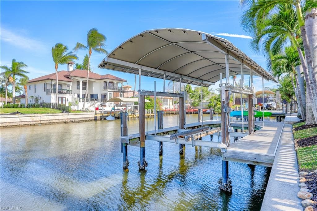 447 Egret AVE, NAPLES FL 34108-38