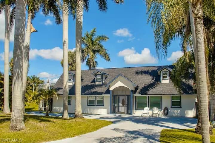 127 Standish CIR, NORTH FORT MYERS FL 33903-3