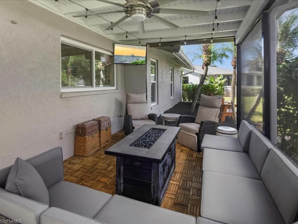 4821 Molokai DR, NAPLES FL 34112-12