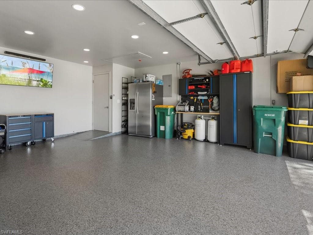 4821 Molokai DR, NAPLES FL 34112-24