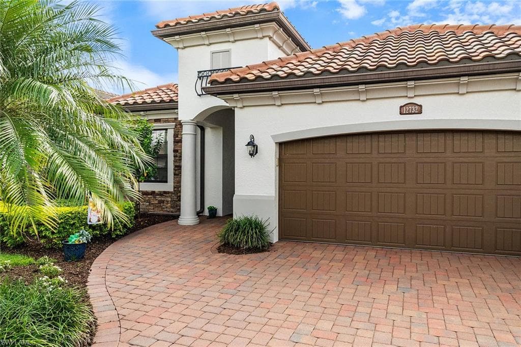 12732 Kinross LN, NAPLES FL 34120-40