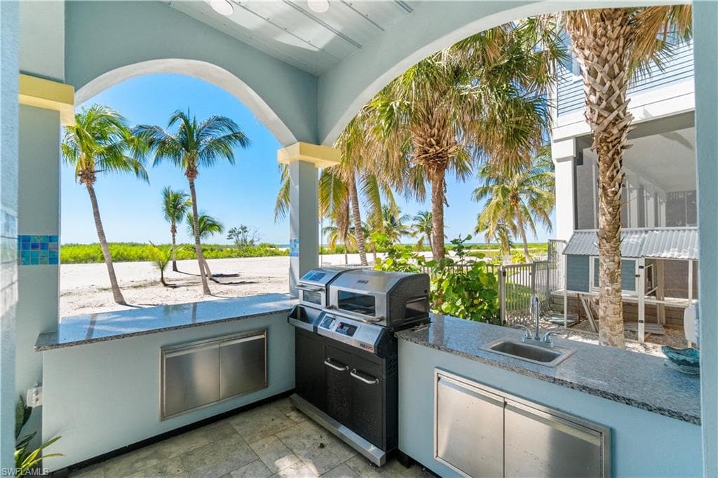 8124 Estero BLVD, FORT MYERS BEACH FL 33931-2