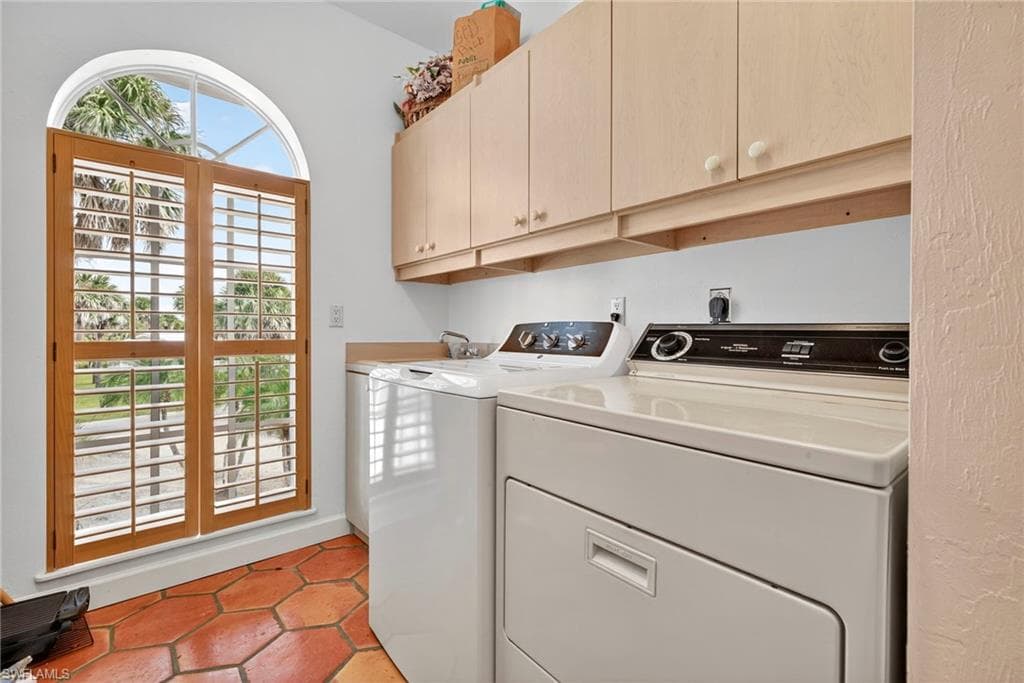 4731 Ruelle, SANIBEL FL 33957-14