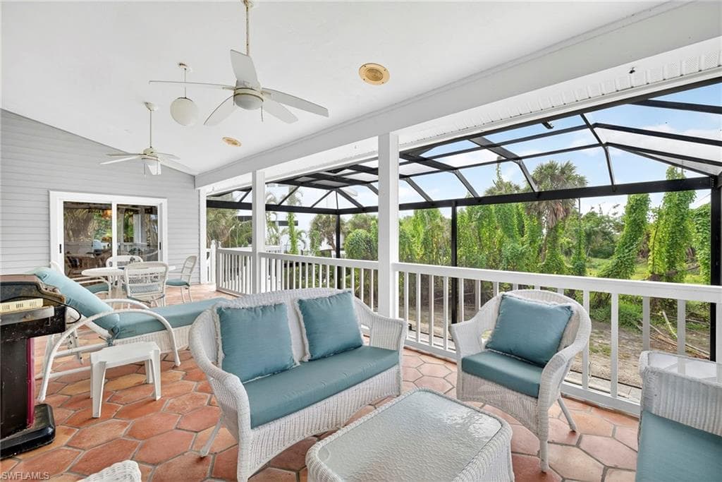 4731 Ruelle, SANIBEL FL 33957-10