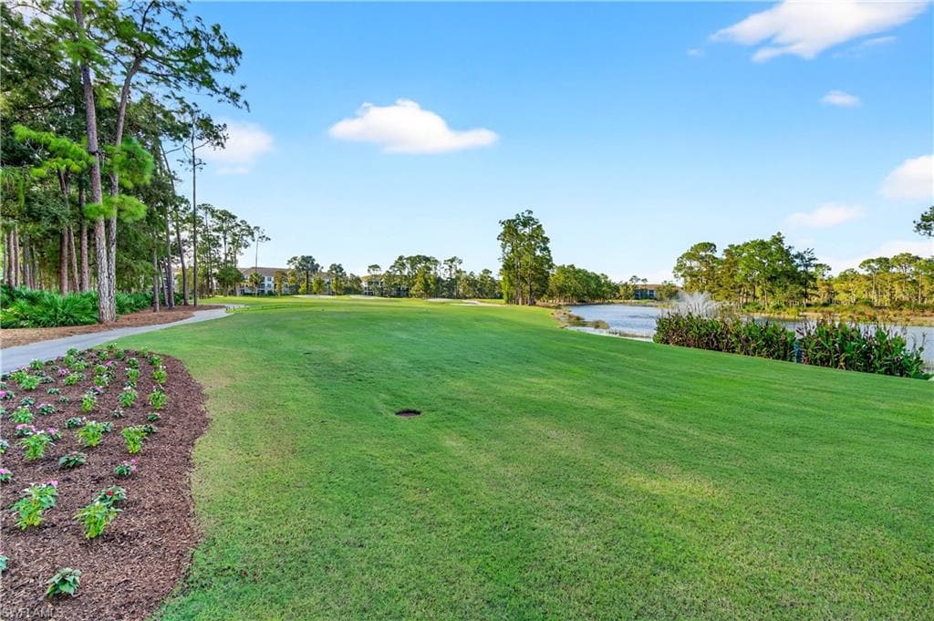 8223 Parkstone PL # 2201, NAPLES FL 34120-27