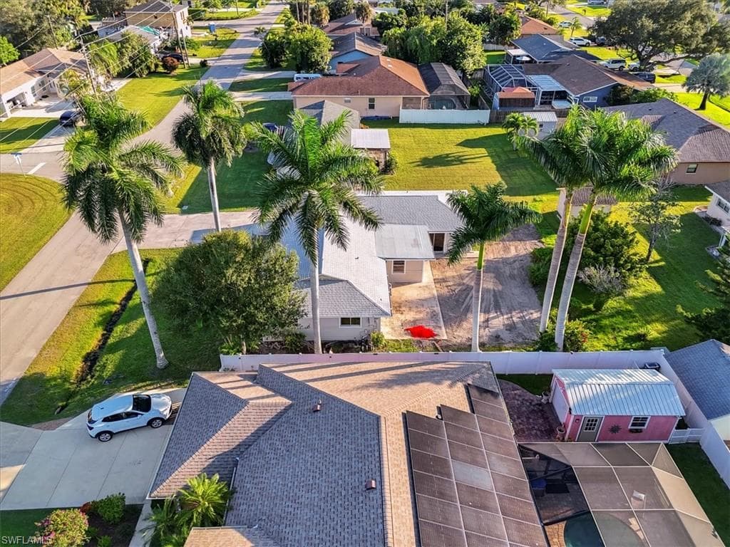 27580 Wisconsin ST, BONITA SPRINGS FL 34135-6