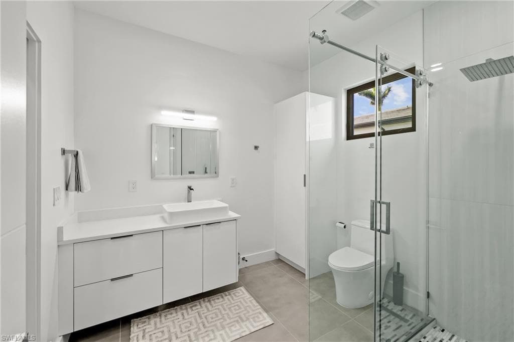 1332 Longwood DR, FORT MYERS FL 33919-20
