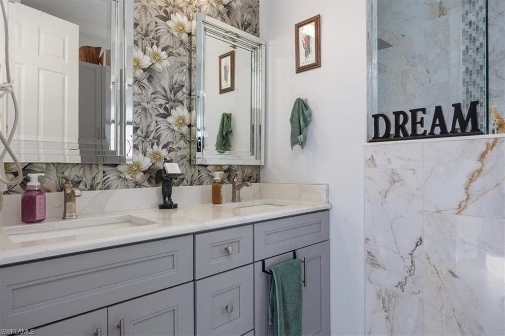 17100 Wrigley CIR, FORT MYERS FL 33908-19