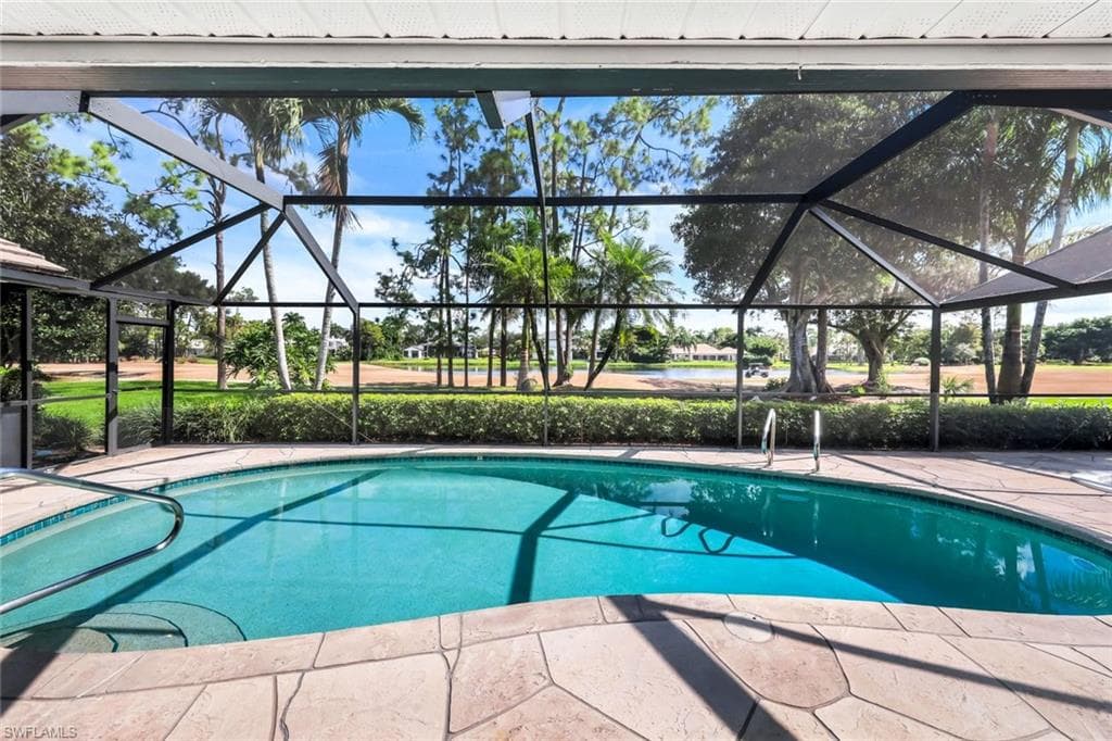 12888 Valewood DR, NAPLES FL 34119-28