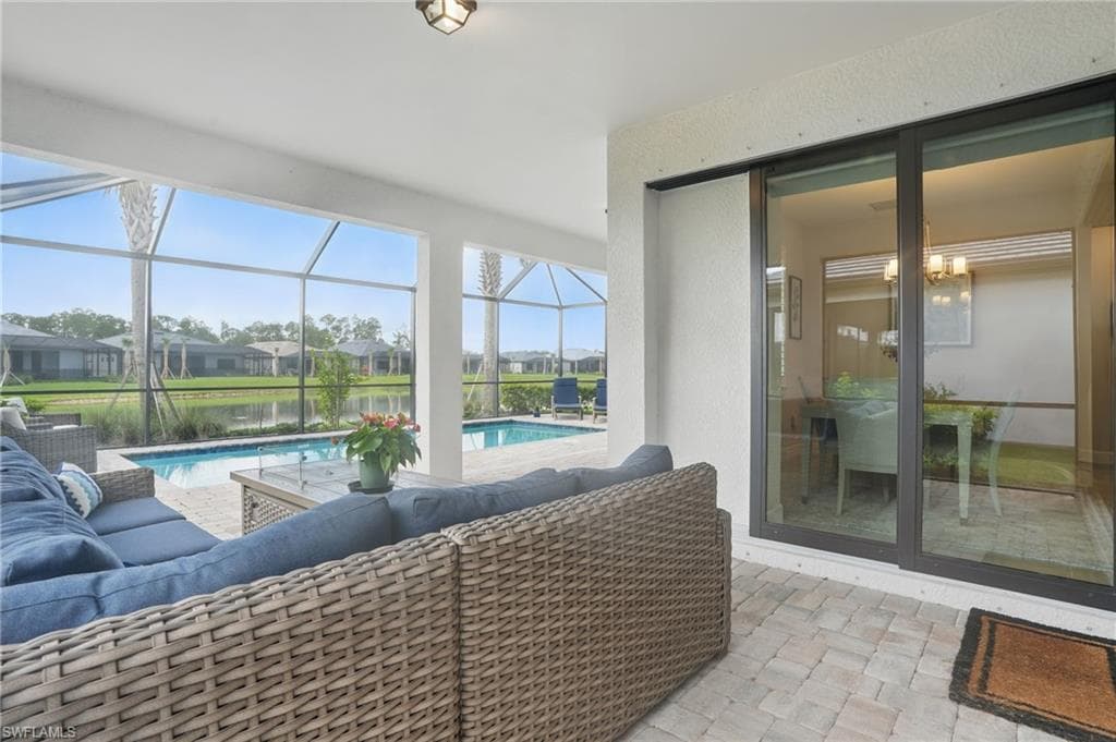 1870 Amador CT, NAPLES FL 34120-31