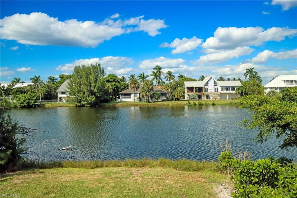 1444 Sandpiper CIR, SANIBEL FL 33957-14