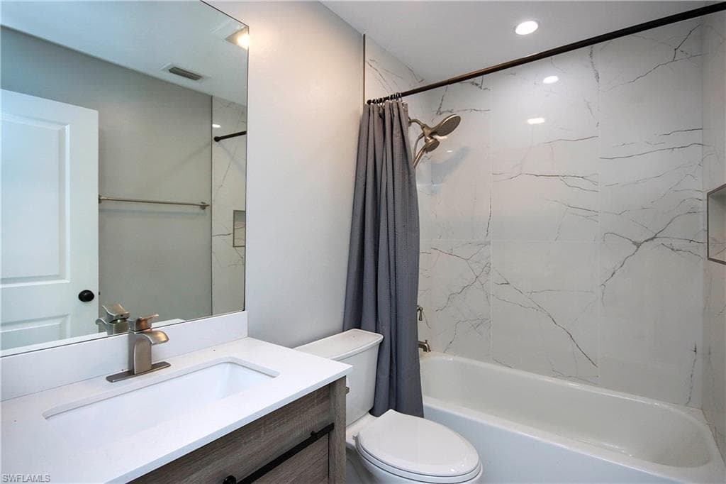 1444 Sandpiper CIR, SANIBEL FL 33957-10