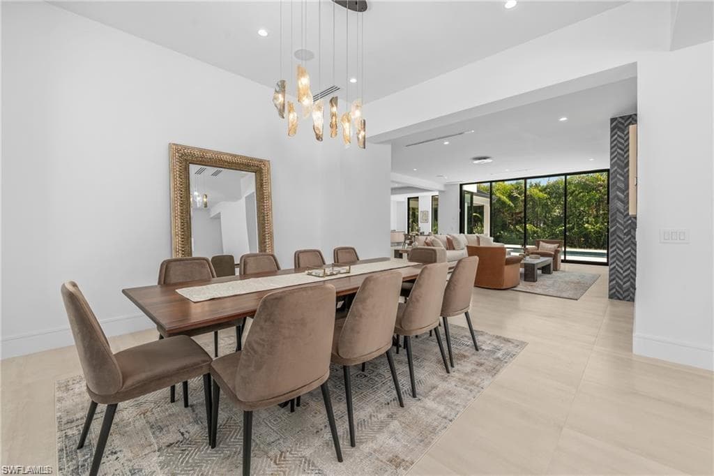 1800 Crayton RD, NAPLES FL 34102-13