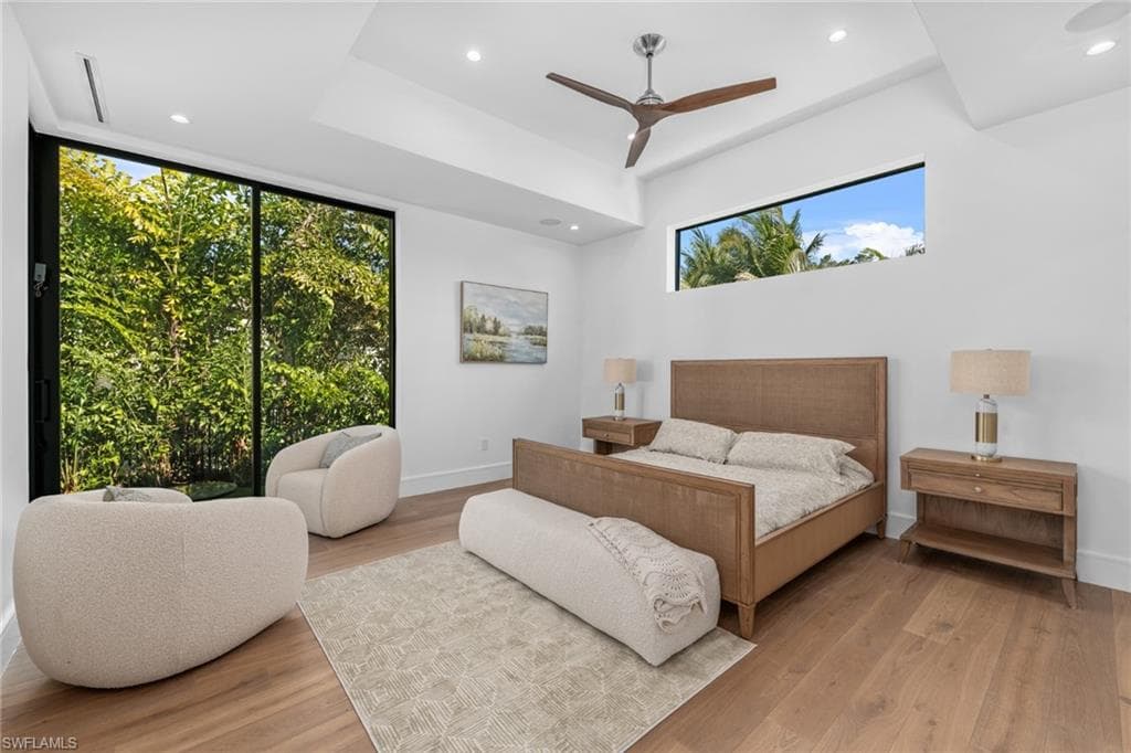1800 Crayton RD, NAPLES FL 34102-14
