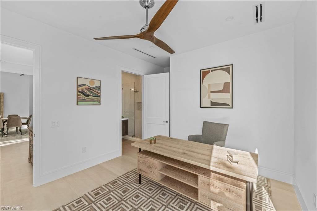 1800 Crayton RD, NAPLES FL 34102-18