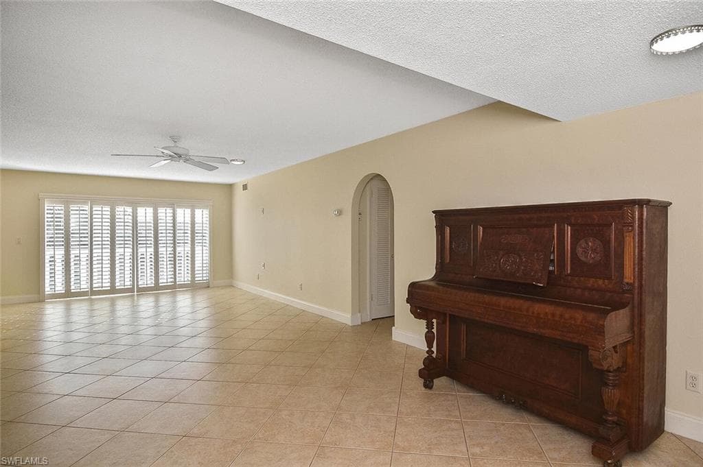 13511 Stratford Place CIR # 302, FORT MYERS FL 33919-12