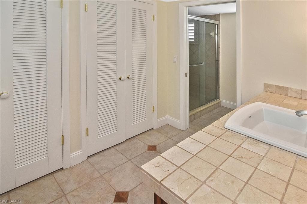 13511 Stratford Place CIR # 302, FORT MYERS FL 33919-21