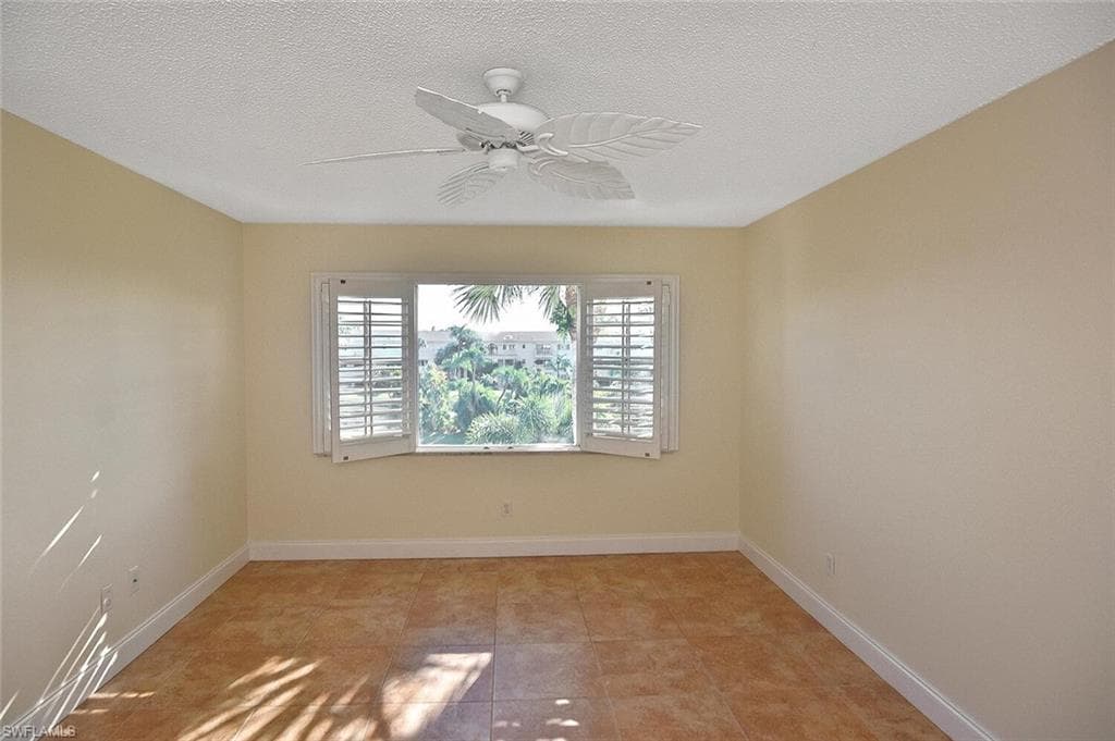 13511 Stratford Place CIR # 302, FORT MYERS FL 33919-19