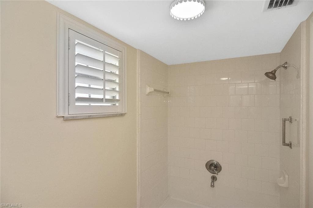 13511 Stratford Place CIR # 302, FORT MYERS FL 33919-29