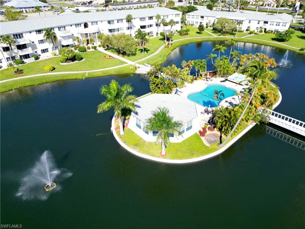 13511 Stratford Place CIR # 302, FORT MYERS FL 33919-37
