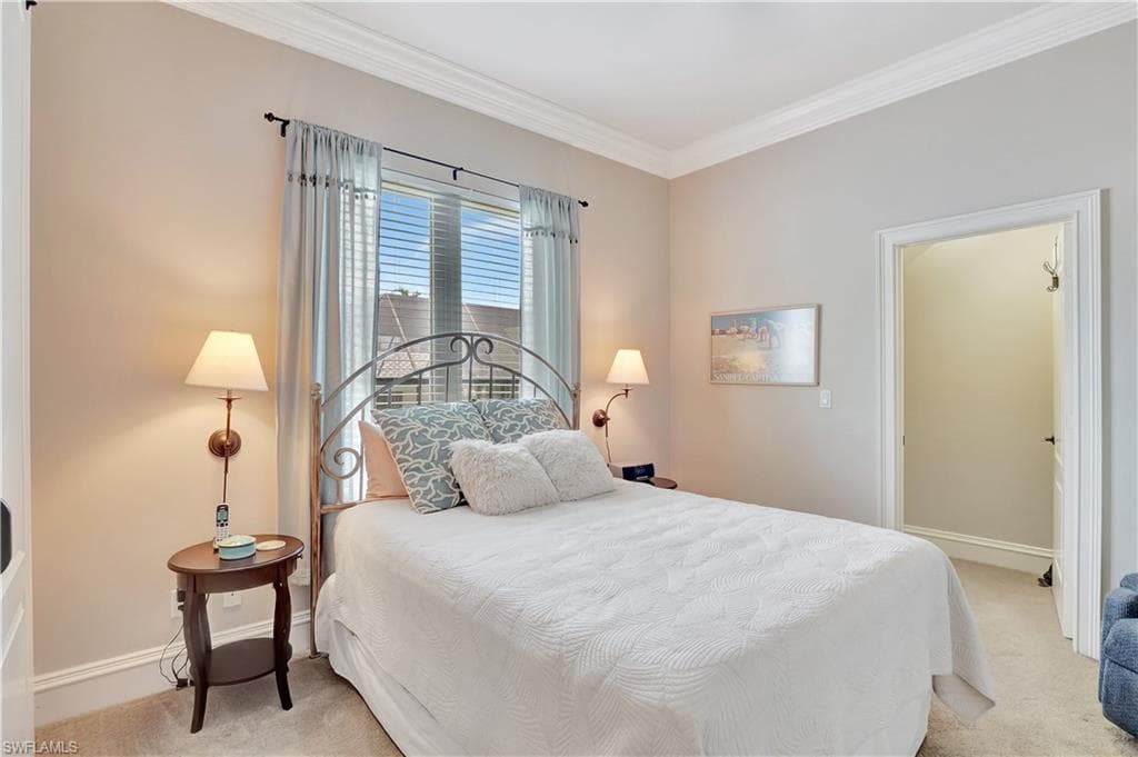 1380 Marlin DR, NAPLES FL 34102-26