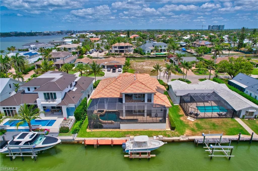 1380 Marlin DR, NAPLES FL 34102-48