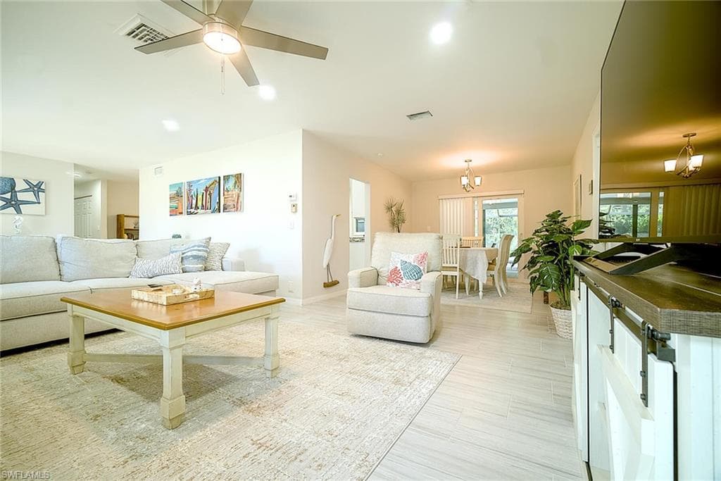 4135 Yarmouth CT, NORTH FORT MYERS FL 33903-10