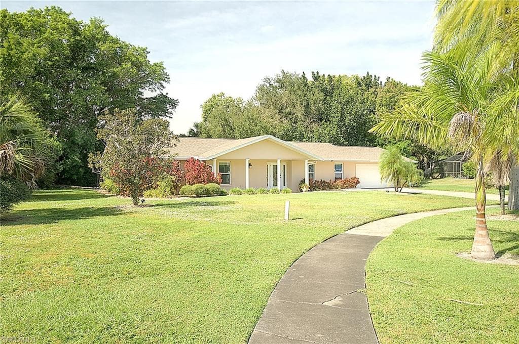 4135 Yarmouth CT, NORTH FORT MYERS FL 33903-3