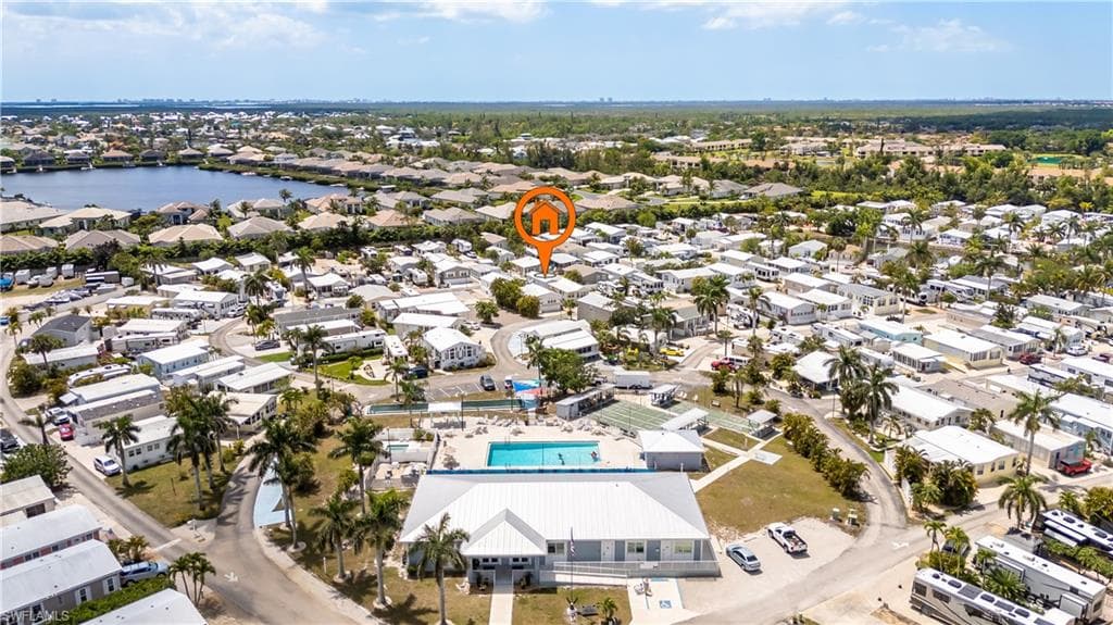 5756 Pink Panther DR, FORT MYERS FL 33908-32