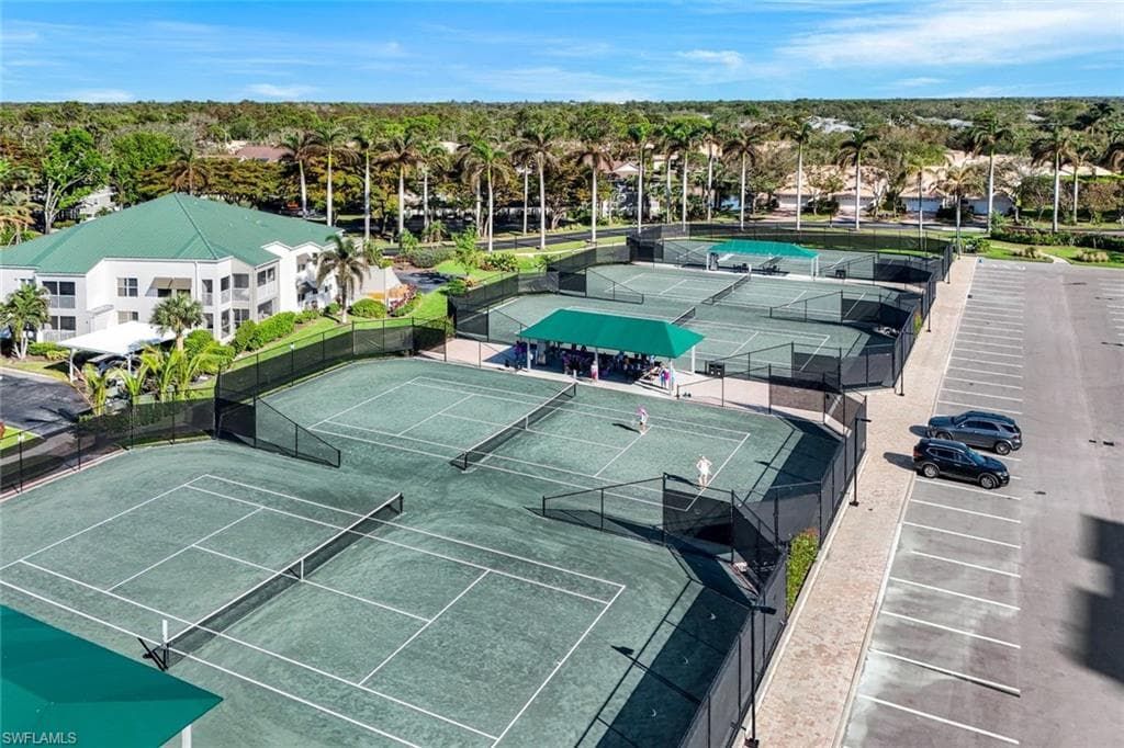 455 Cove Tower DR # 902, NAPLES FL 34110-44