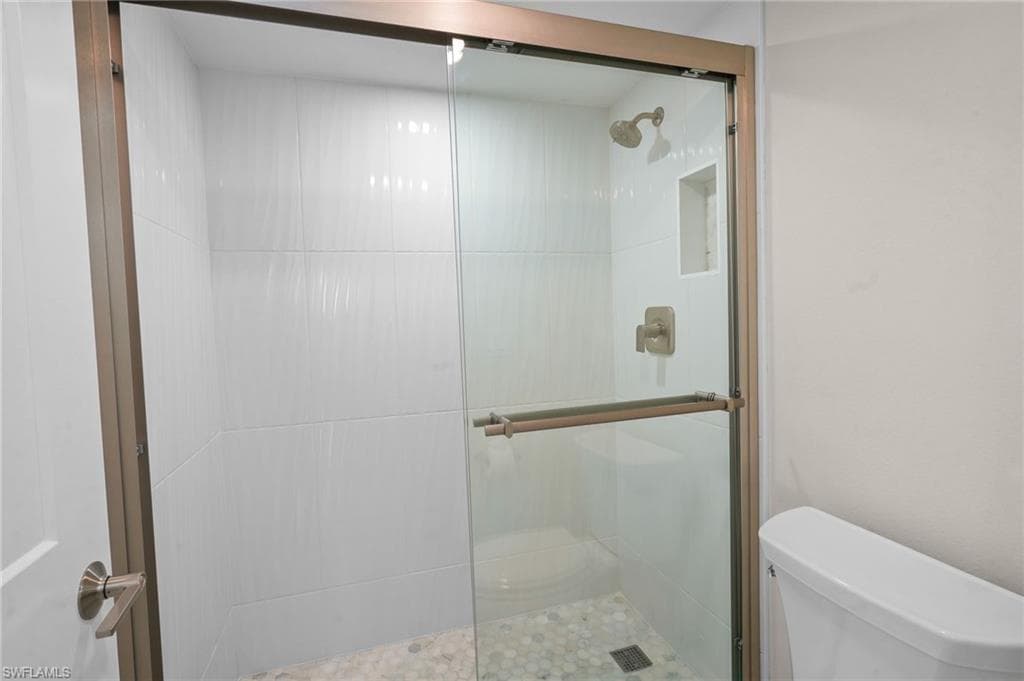 380 Seaview CT # 1107, MARCO ISLAND FL 34145-21