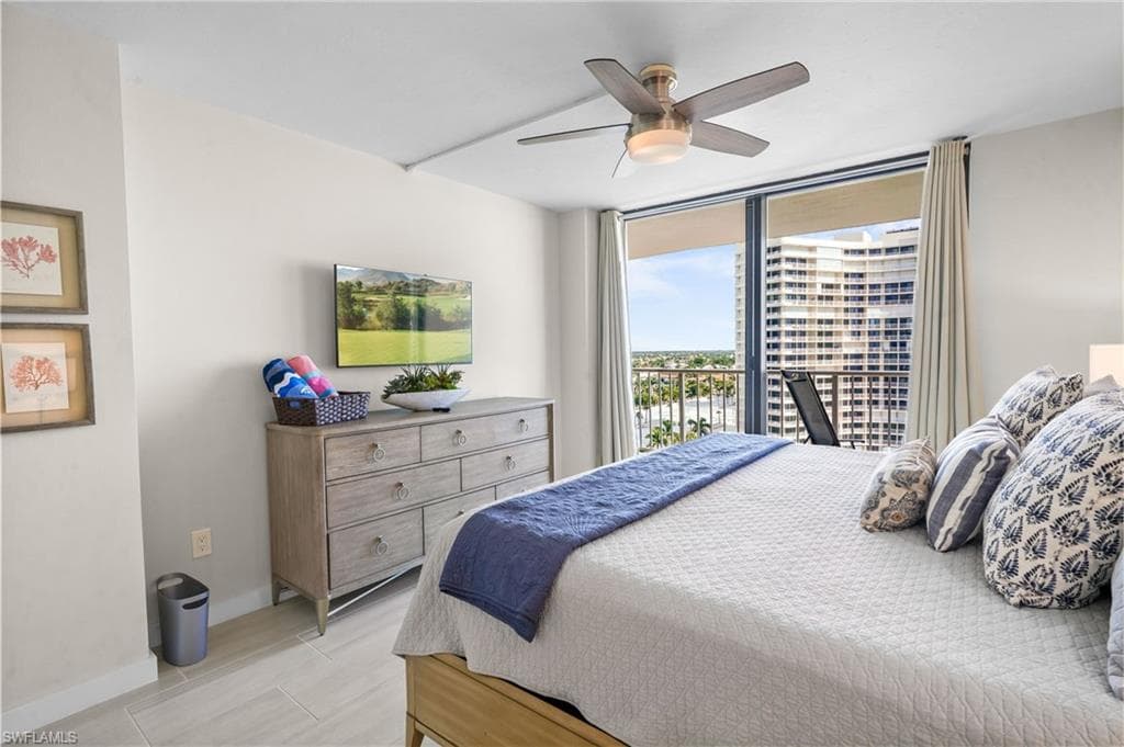 380 Seaview CT # 1107, MARCO ISLAND FL 34145-19