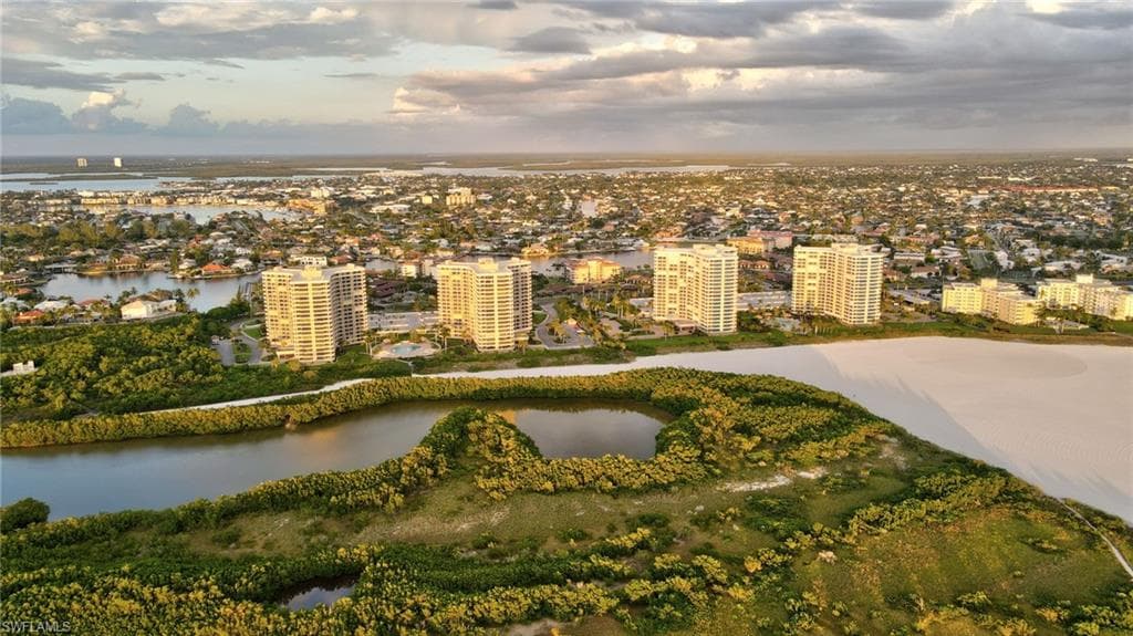 380 Seaview CT # 1107, MARCO ISLAND FL 34145-33