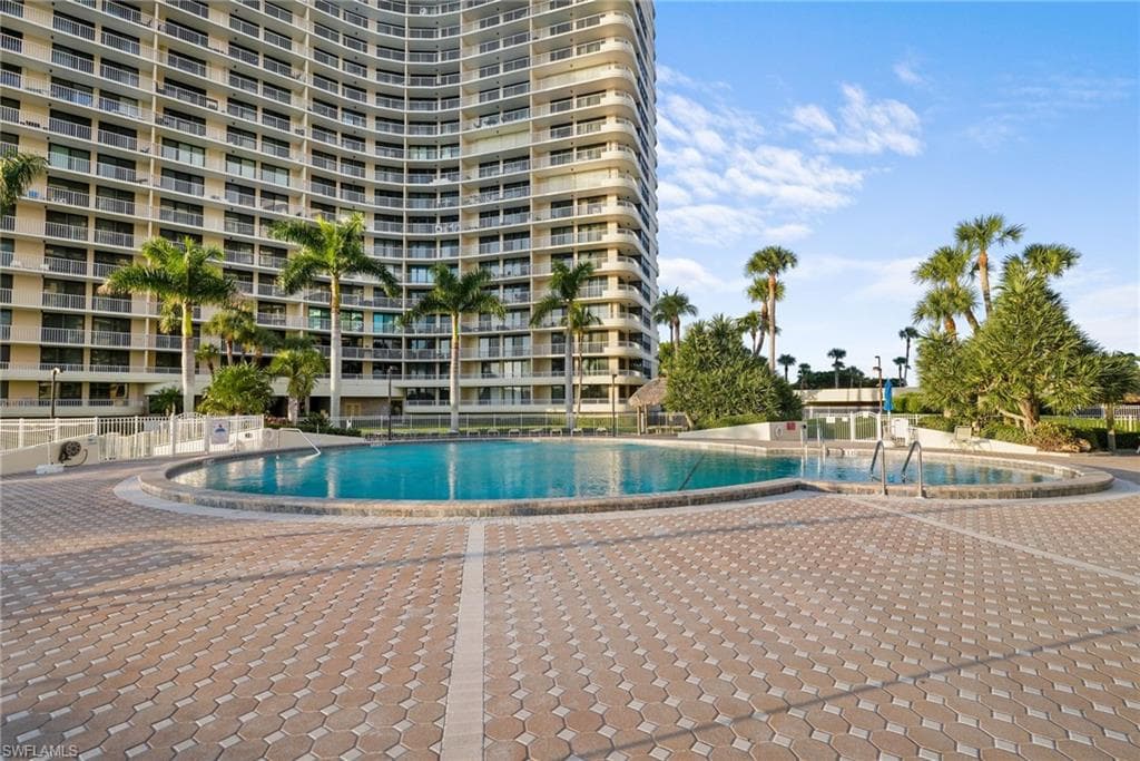 380 Seaview CT # 1107, MARCO ISLAND FL 34145-32