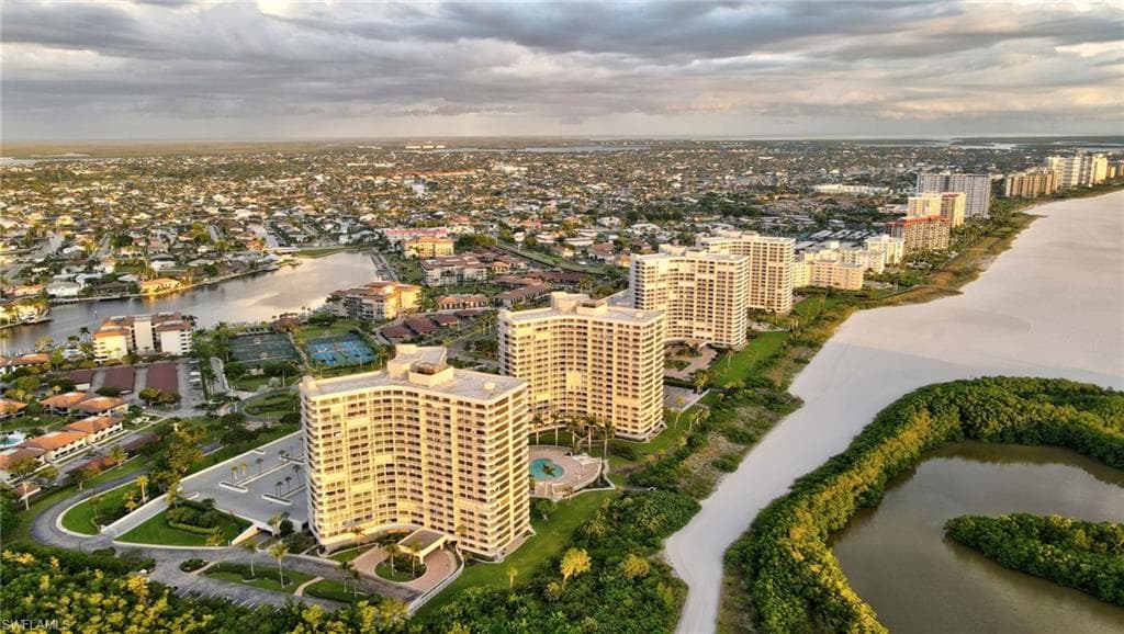 380 Seaview CT # 1107, MARCO ISLAND FL 34145-34