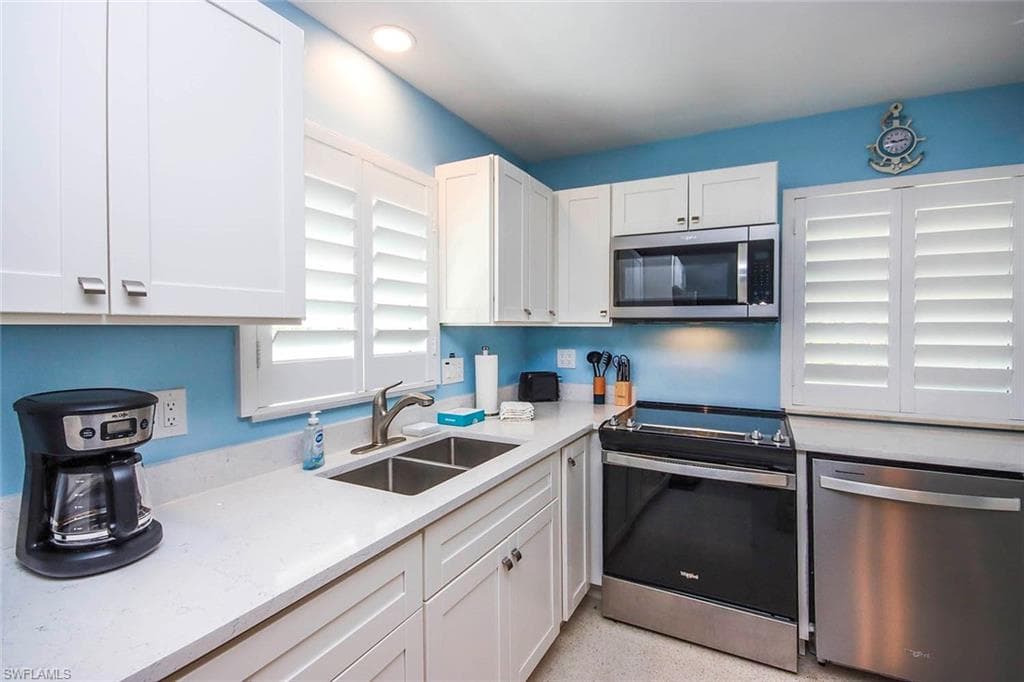 832 Donax ST # A1, SANIBEL FL 33957-5