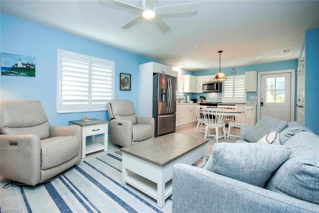 832 Donax ST # A1, SANIBEL FL 33957-2
