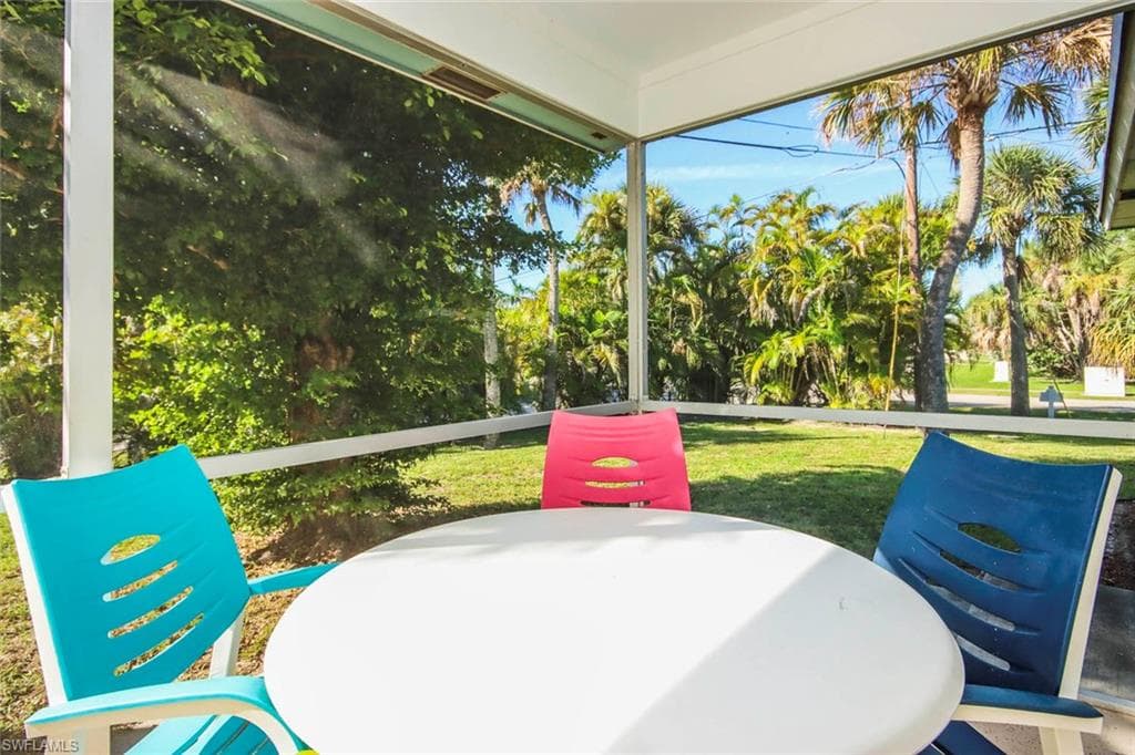 832 Donax ST # A1, SANIBEL FL 33957-10