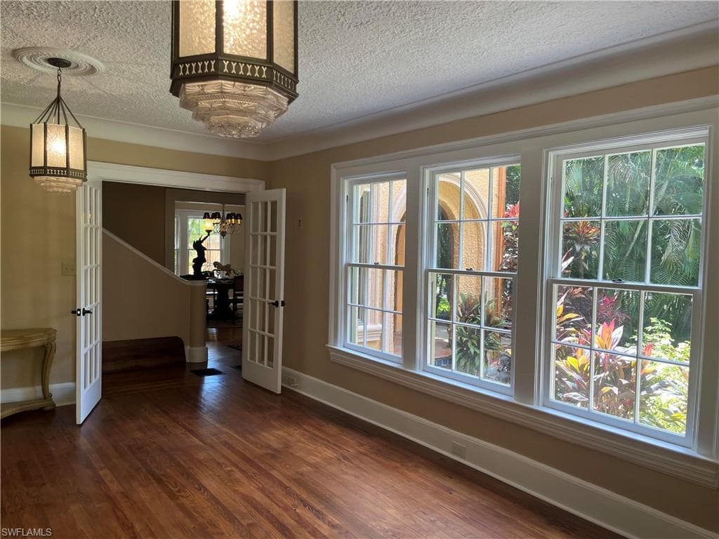 115 Prospect AVE, FORT MYERS FL 33905-29