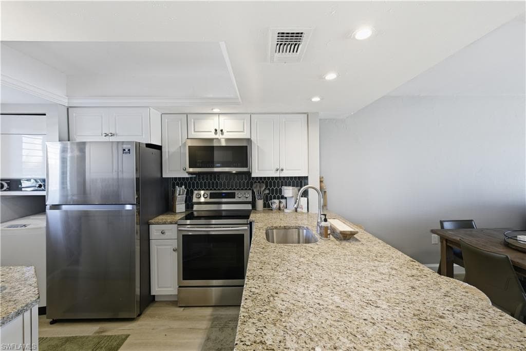 8350 Estero BLVD, FORT MYERS BEACH FL 33931-6