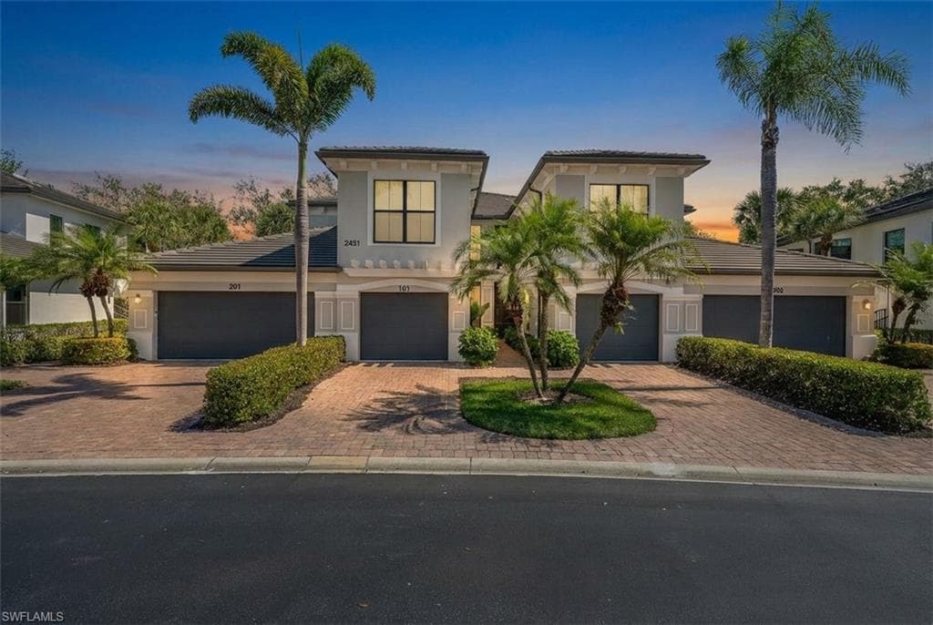 2421 Ravenna BLVD # 101, NAPLES FL 34109-9