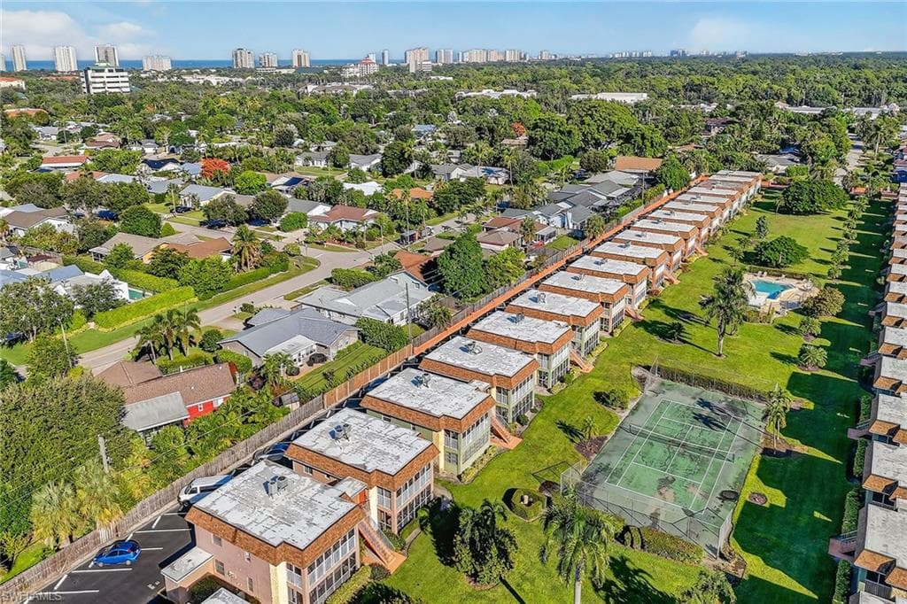 1400 Pompei LN # 53, NAPLES FL 34103-24