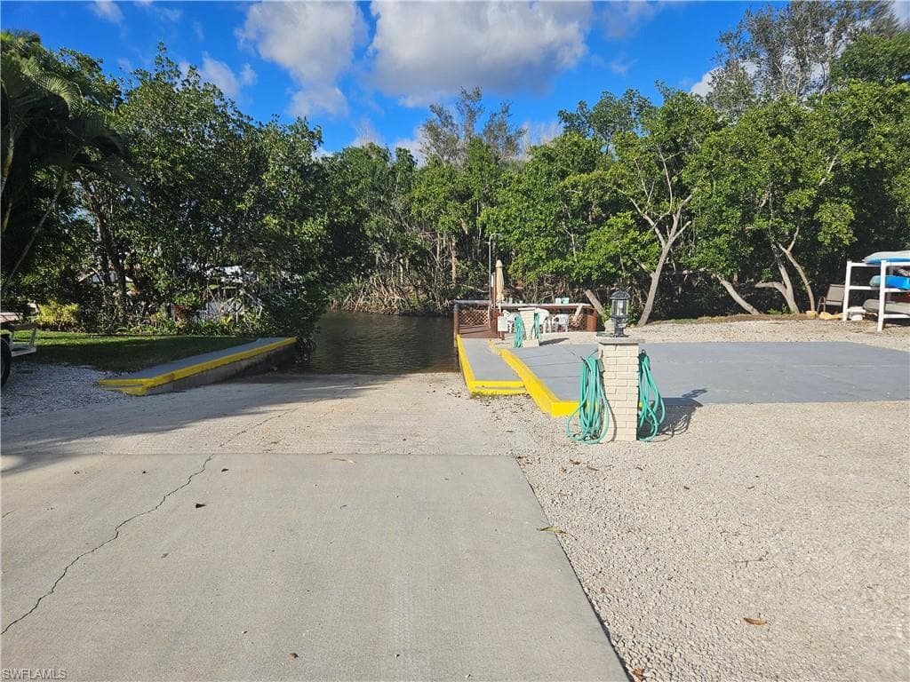 45 Aquamarine AVE # 45Q, NAPLES FL 34114-44