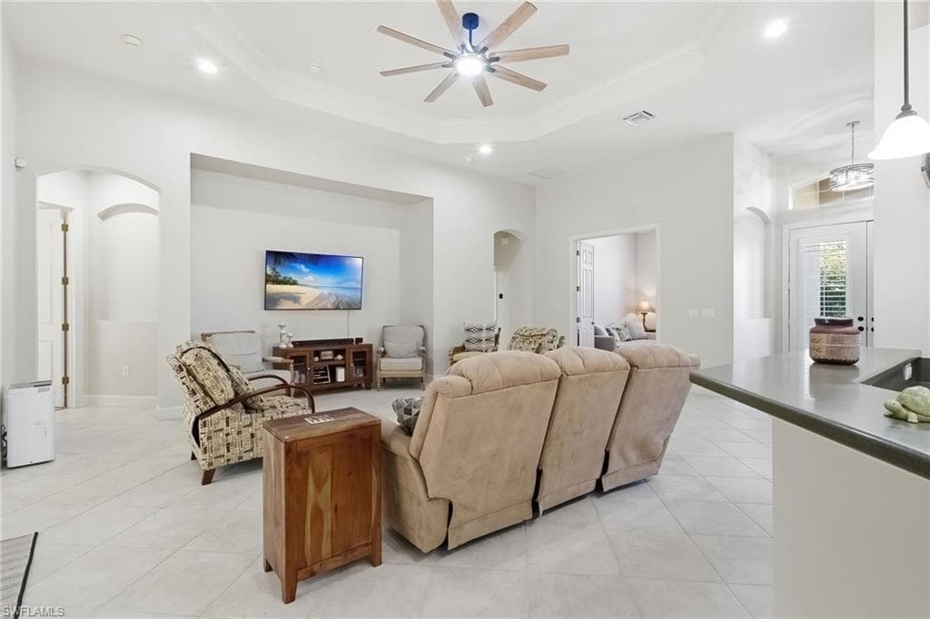 11225 Lithgow LN, FORT MYERS FL 33913-4