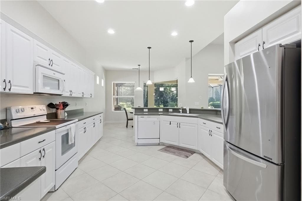11225 Lithgow LN, FORT MYERS FL 33913-9