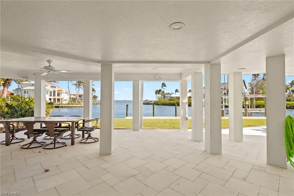 1490 Angel DR, SANIBEL FL 33957-41